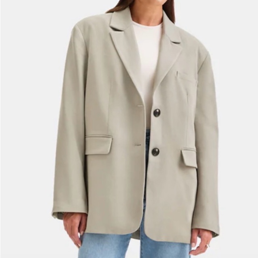 Like New women’s oversized blazer in green/khaki by Tala